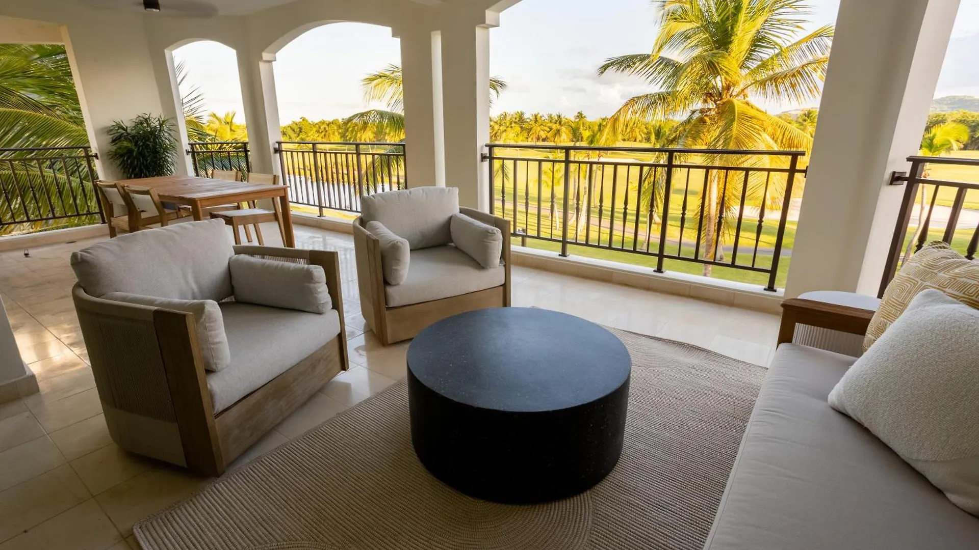 The Country Club Residences At Grand Reserve Rio Grande Apartment